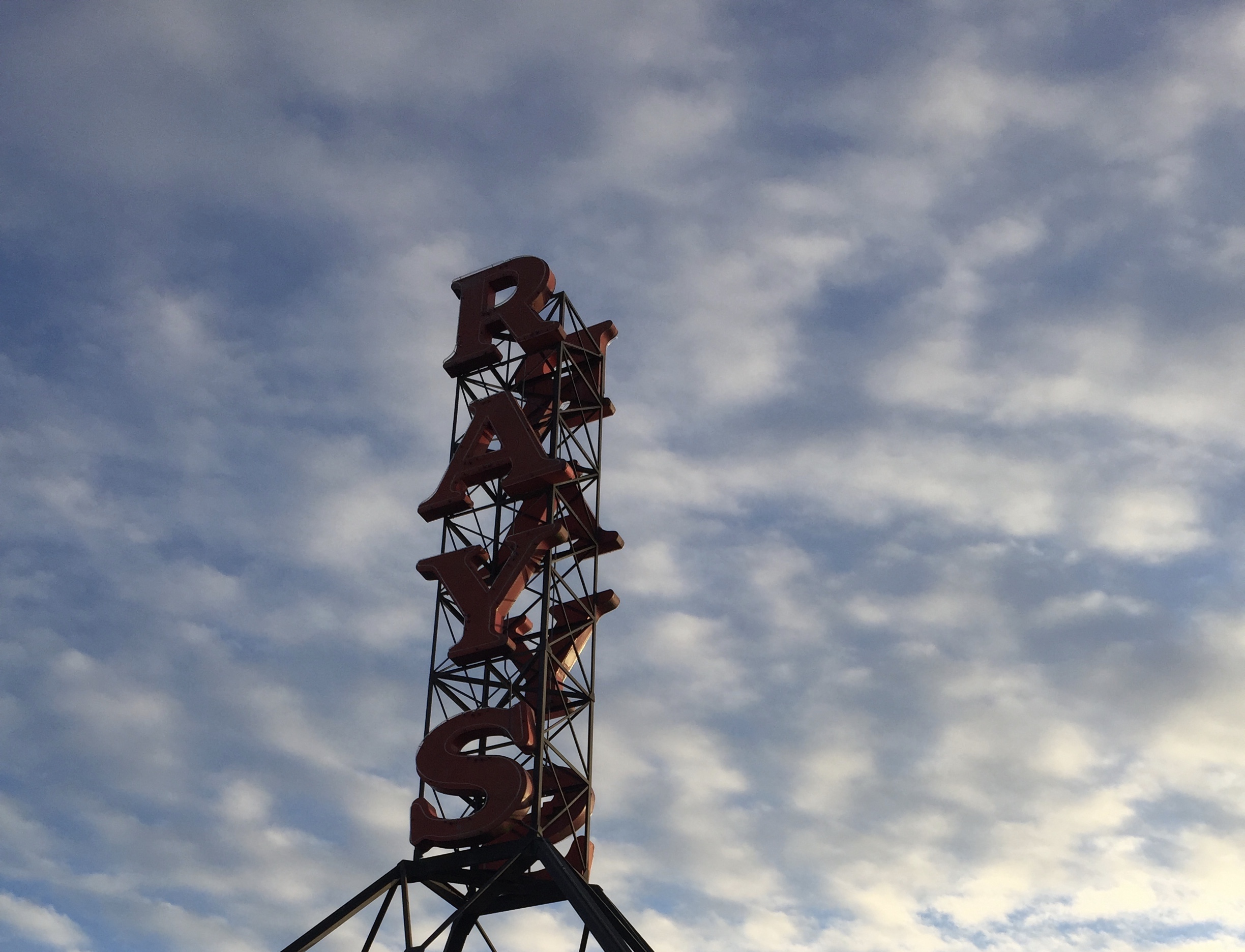 Ray’s Boathouse sign